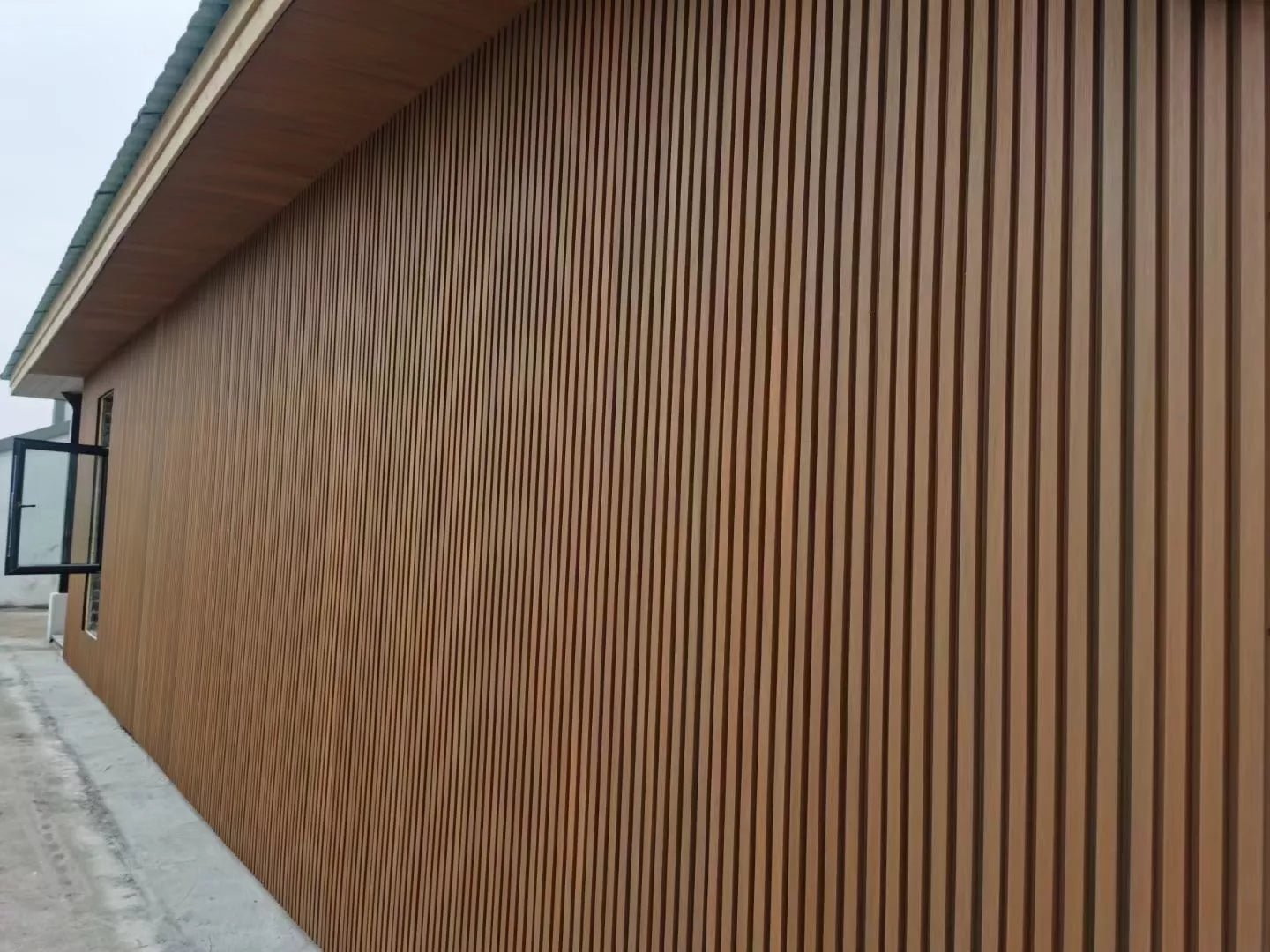 4 Pier Teak External Wall Cladding - Image 3